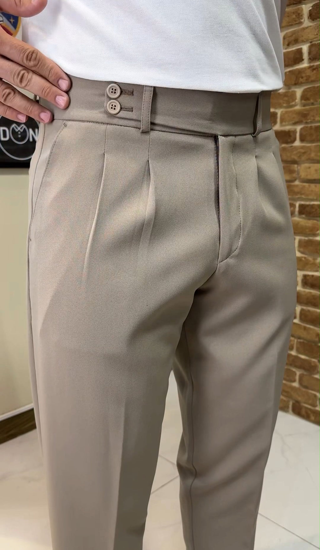 Men's Pleated Front Dress Trousers