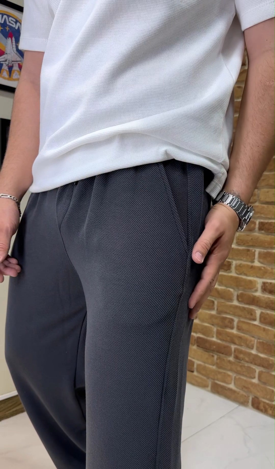 Title: Men's Classic Straight Fit Dress Trousers